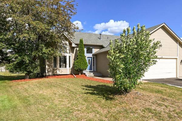 9216 Woodhall Bay N, Brooklyn Park, MN 55443