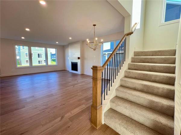 4054 Arbor Drive, Woodbury, MN 55129