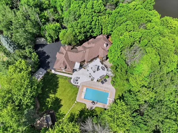 1525 6th AVE N, Orono, MN 55356