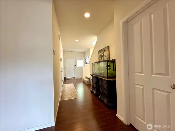 3018 Eagle Loop NE, Lacey, WA 98516