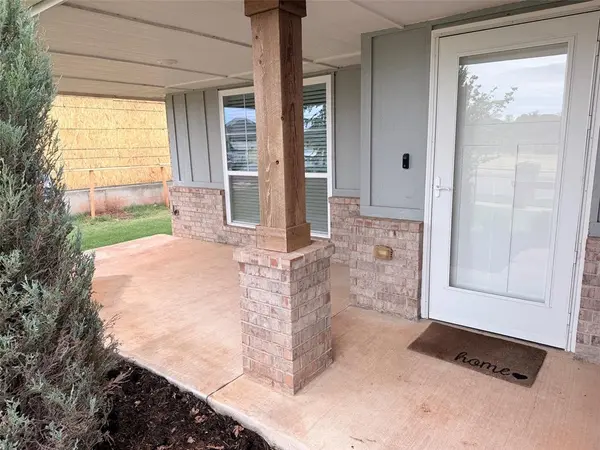 18137 Autumn Grove DR, Edmond, OK 73012