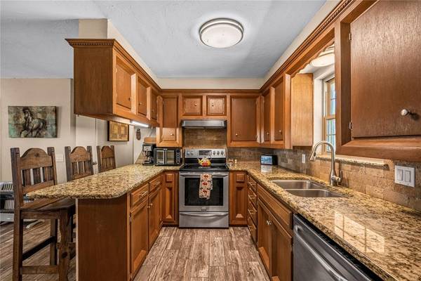 30110 County Road 1240 RD, Pocasset, OK 73079