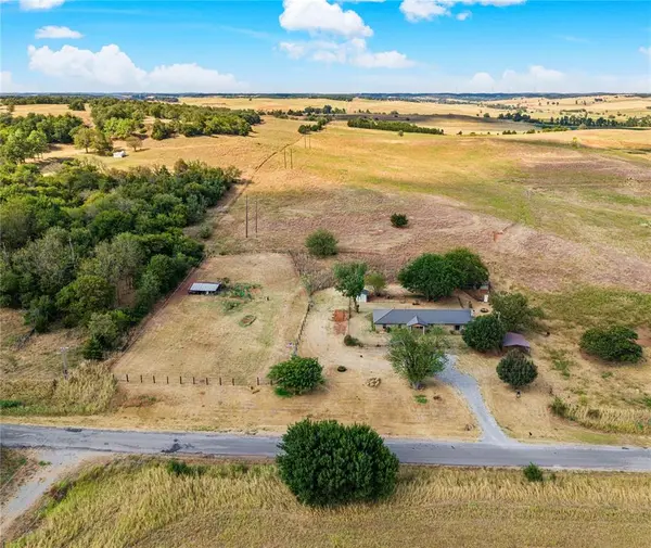 30110 County Road 1240 RD, Pocasset, OK 73079