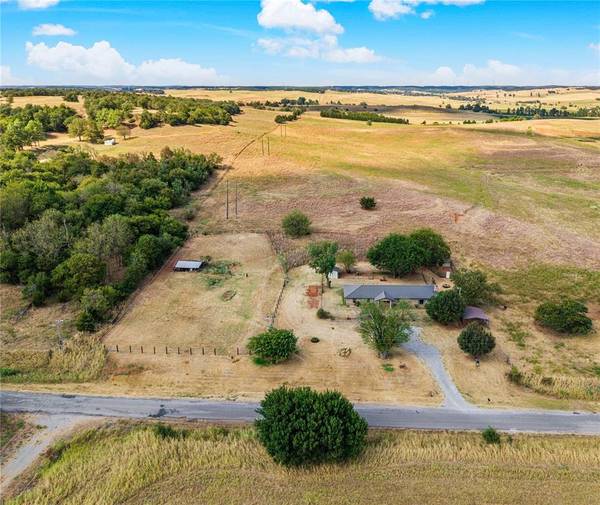 30110 County Road 1240 RD, Pocasset, OK 73079