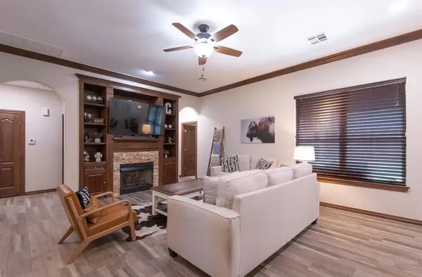 556 Montana ST, Jones, OK 73049