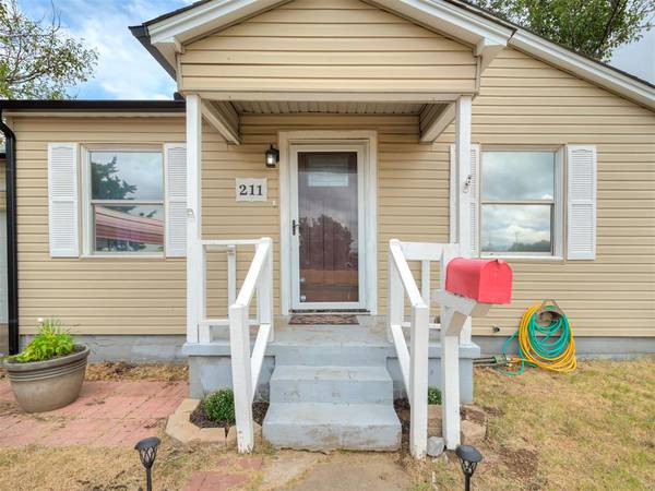 211 W Dale ST, Norman, OK 73069