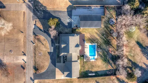 13532 Lacresta DR, Piedmont, OK 73078