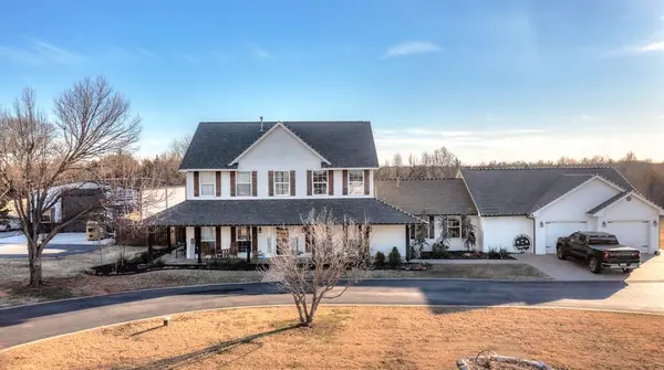 13532 Lacresta DR, Piedmont, OK 73078