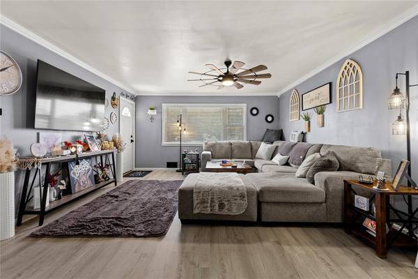 308 Williams ST, Okeene, OK 73763