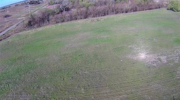 2802 W Country Club RD, Chickasha, OK 73018