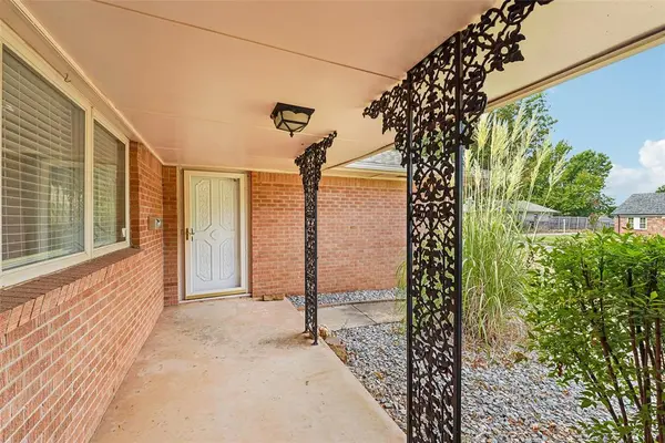 3500 Bella Vista DR, Midwest City, OK 73110