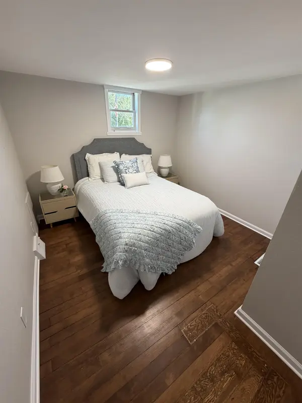8 S 5TH ST, Winneconne, WI 54986-9581