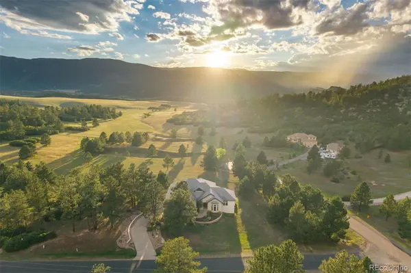 8061 Sugarloaf RD, Larkspur, CO 80118