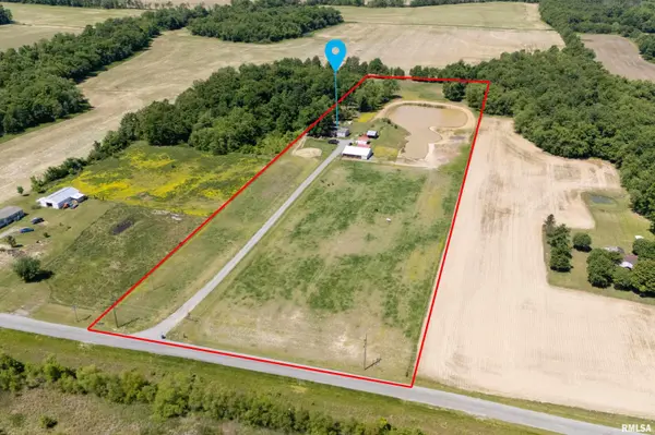 18057 Dwina RD, Thompsonville, IL 62890