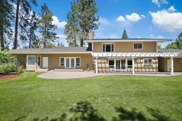 1728 E Rockwood Blvd, Spokane, WA 99203