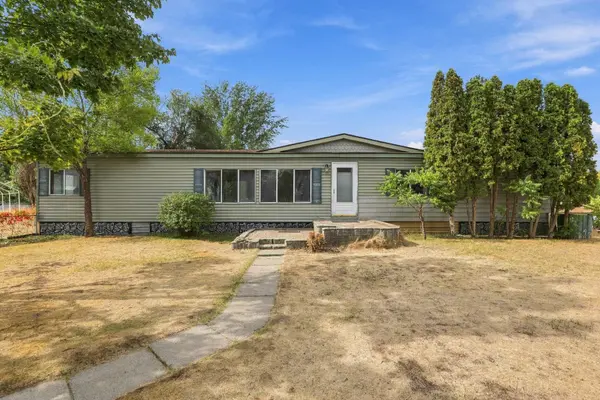 3412 E 2nd Ct, Mead, WA 99021