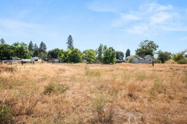 3902 E Lincoln Rd, Spokane, WA 99217