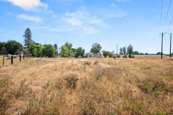 3902 E Lincoln Rd, Spokane, WA 99217