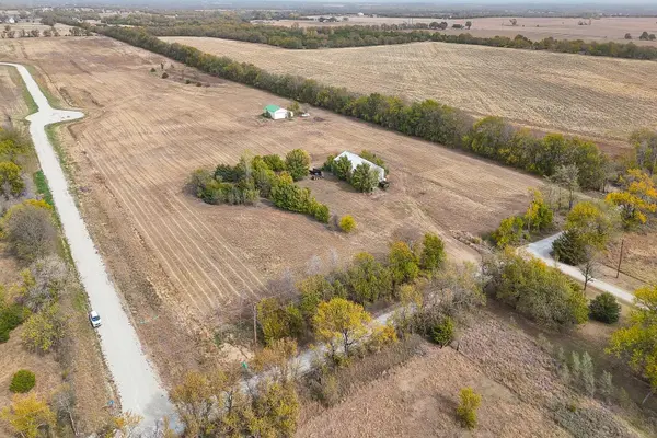 13510 SW 220th St, Douglass, KS 67039