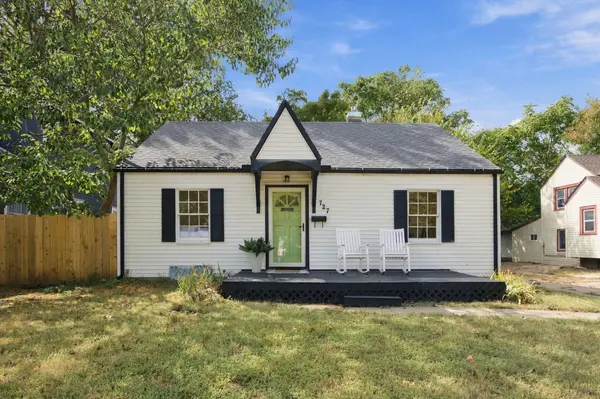 727 S Volutsia Ave, Wichita, KS 67211-2936