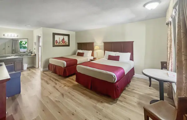 1024 W Main ST, Branson, MO 65616