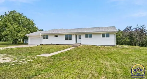 17865 Skyline Rd,  Eskridge,  KS 66423