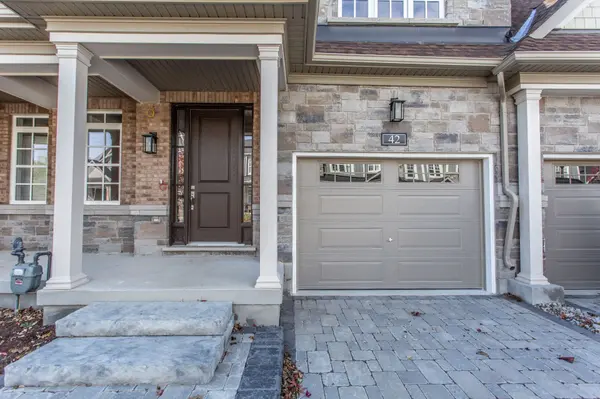 42 Windsor CIR, Niagara-on-the-lake, ON L0S 1J0