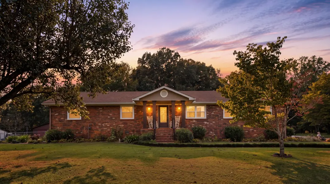 2643 Roy McCollum Rd, Lewisburg, TN 37091