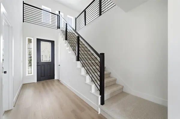 550 Los Aliso CT, Liberty Hill, TX 78624