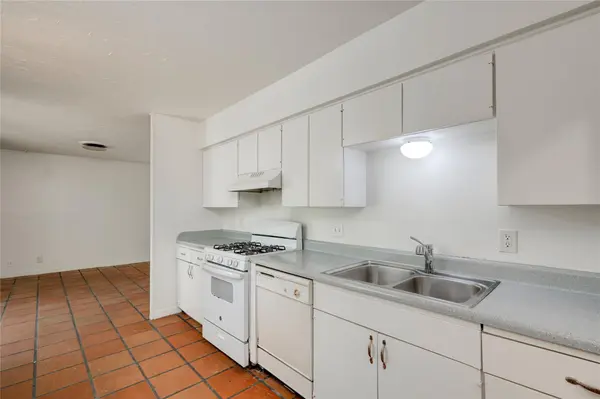 2900 Northeast DR, Austin, TX 78723