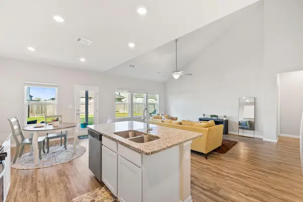 419 Windy Reed RD, Hutto, TX 78634