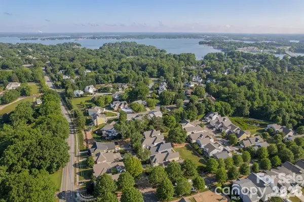 20345 Harroway DR, Cornelius, NC 28031