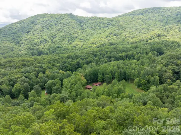 7777 Sam Cove RD, Robbinsville, NC 28771