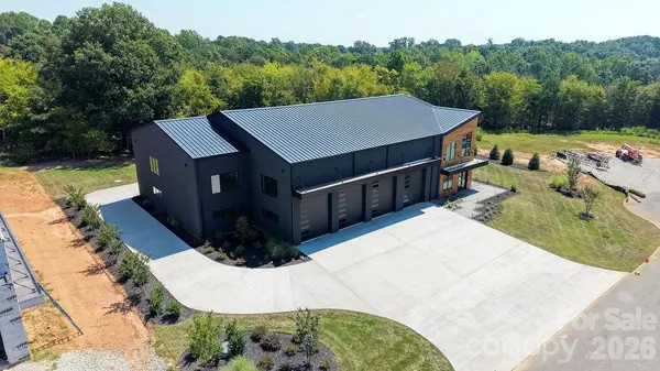 129 Sebring DR, Mooresville, NC 28117