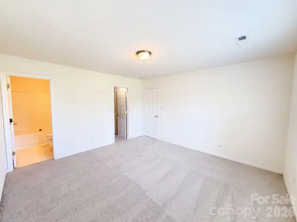 10215 Orchard Grass CT, Charlotte, NC 28278