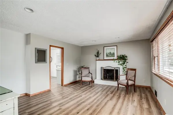 1025 E Elm ST, Olathe, KS 66061