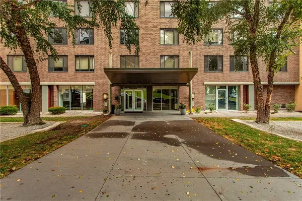 600 E 8TH ST #9S, Kansas City, MO 64106