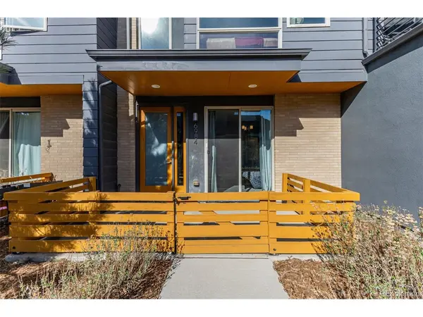 6984 E 1 st, Denver, CO 80230