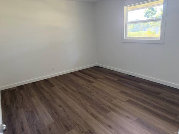 5061 S Main ST, South Bend, IN 46614-5558