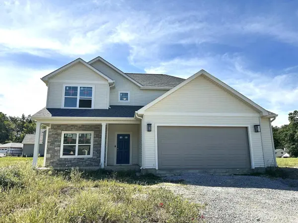 6366 Hunter Wood DR, Fort Wayne, IN 46835