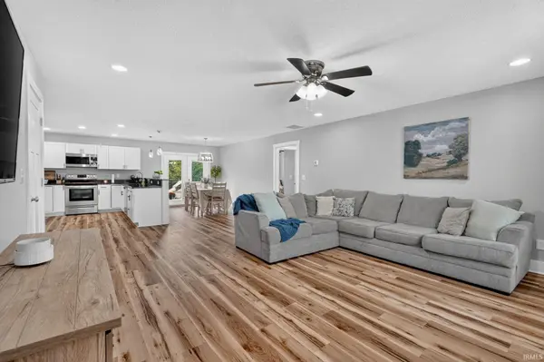 135 Brinegar DR, Springville, IN 47462