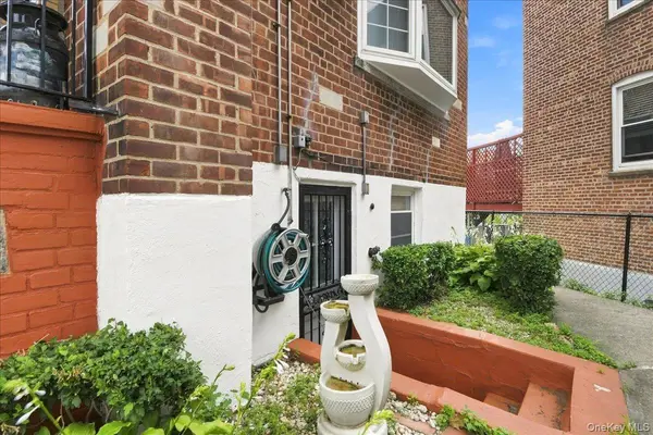 1563 Merry AVE, Bronx, NY 10461