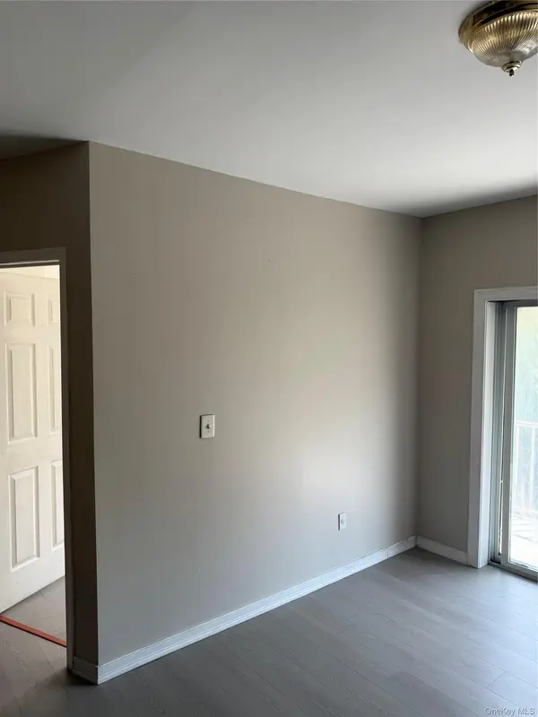 197-29 Hiawatha AVE, Hollis, NY 11423