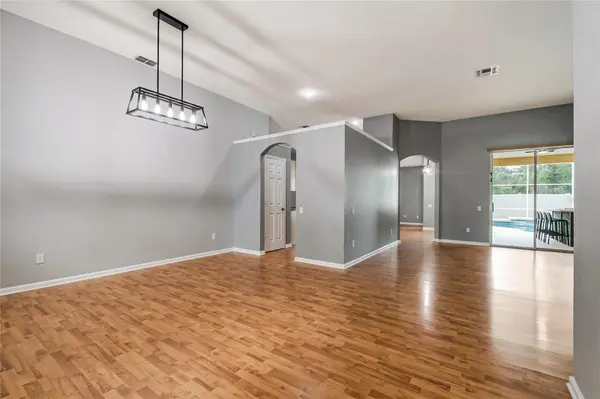 116 OAK GROVE CIR, Lake Mary, FL 32746