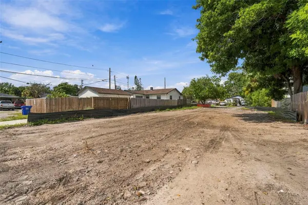 927 YALE ST N, St Petersburg, FL 33713
