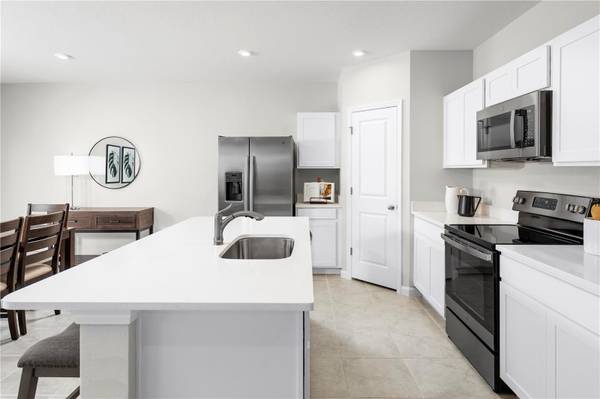 310 BILTMORE BLVD, Dundee, FL 33838