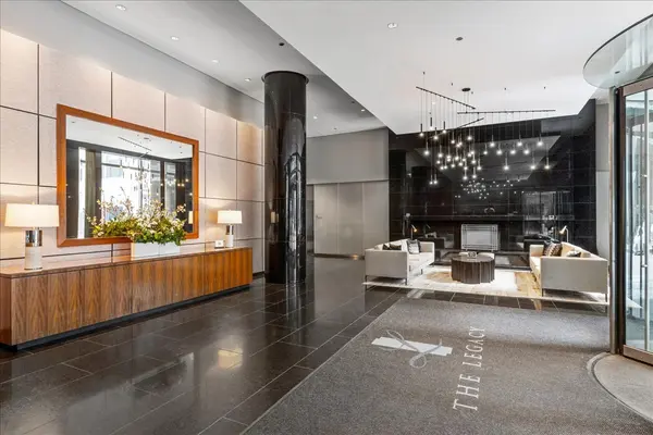 60 E Monroe ST #6102, Chicago, IL 60603