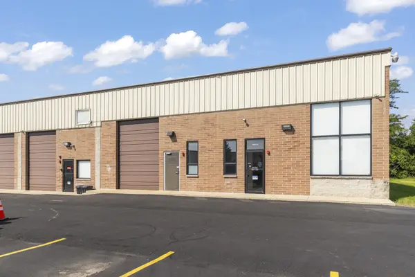 25553 W Wolfs Crossing RD #AB, Plainfield, IL 60585