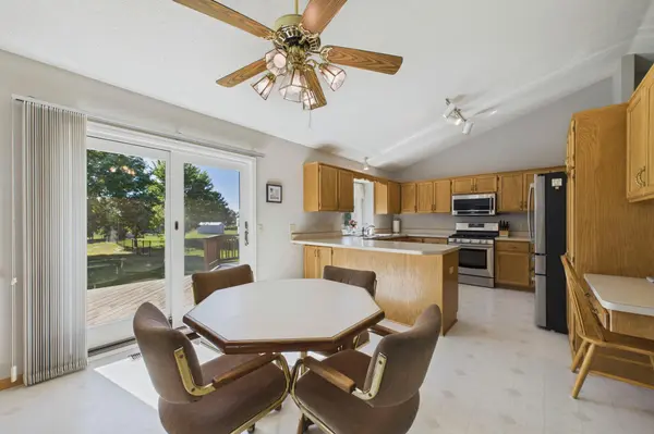 9024 Regent Pkwy, Brooklyn Park, MN 55443
