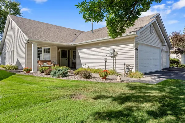 7874 Heinbuch TRL, Woodbury, MN 55125